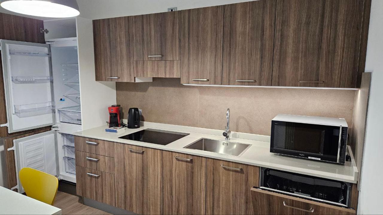 Croz Del Re Apartment *